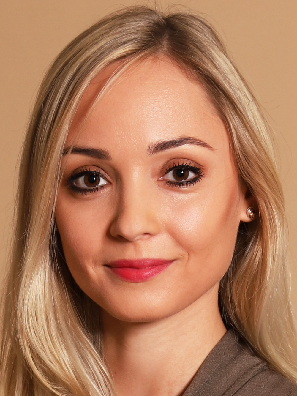 fiatalok (18-tól 30-ig)