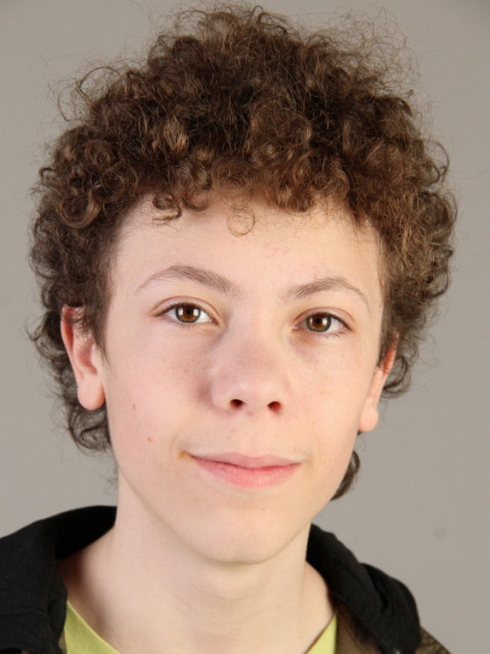 tizenévesek (14-től 17-ig)