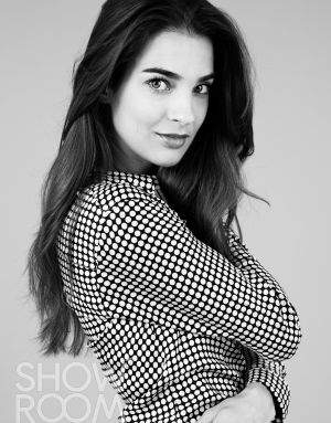#15907 - Laura (9)